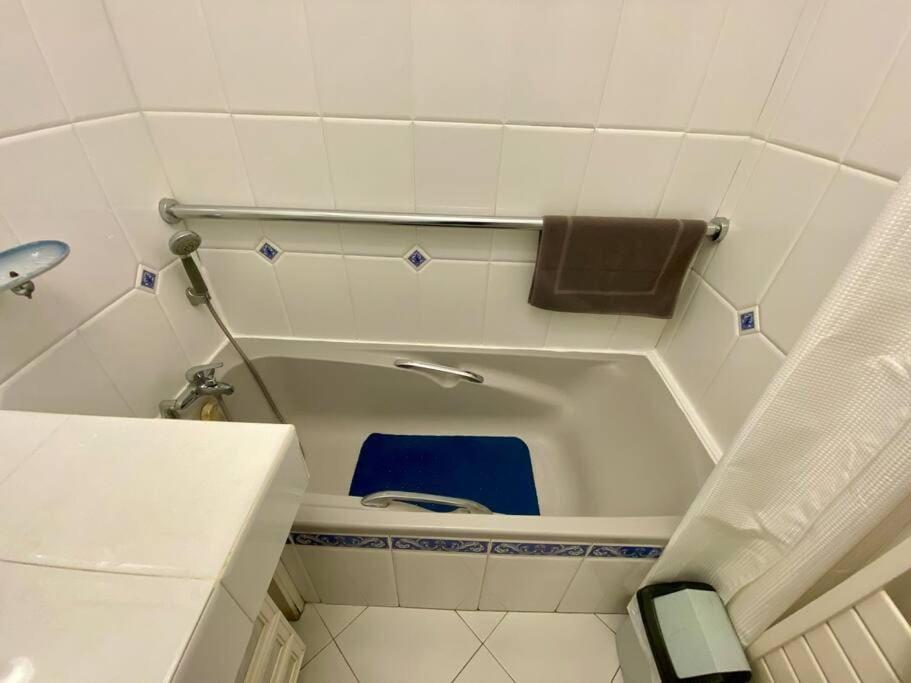 "Georgio" Grand Appartement Traversant Avec Vue Canal Et Parking Σετ Εξωτερικό φωτογραφία