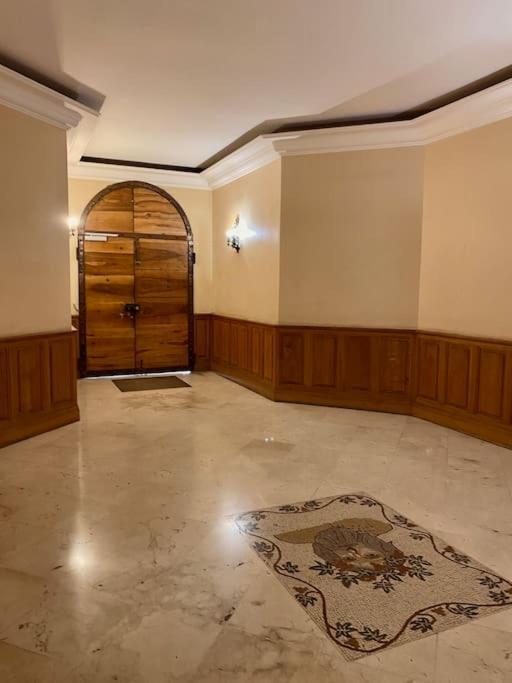 "Georgio" Grand Appartement Traversant Avec Vue Canal Et Parking Σετ Εξωτερικό φωτογραφία