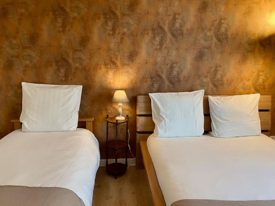 "Georgio" Grand Appartement Traversant Avec Vue Canal Et Parking Σετ Εξωτερικό φωτογραφία