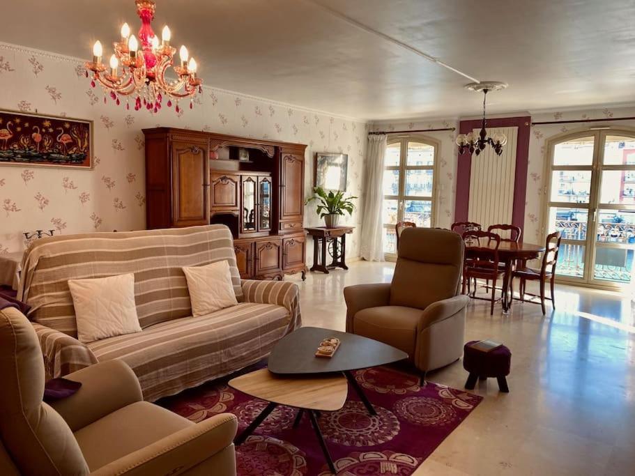 "Georgio" Grand Appartement Traversant Avec Vue Canal Et Parking Σετ Εξωτερικό φωτογραφία